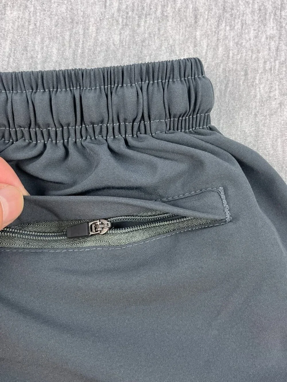 Cove USA Athletic Shorts Mens 30 Gray 4
